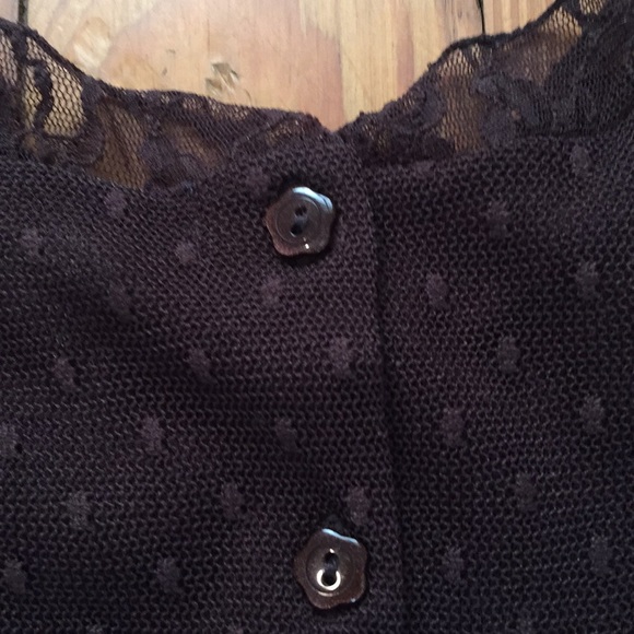 Lace-detail button-back top - Picture 6 of 6
